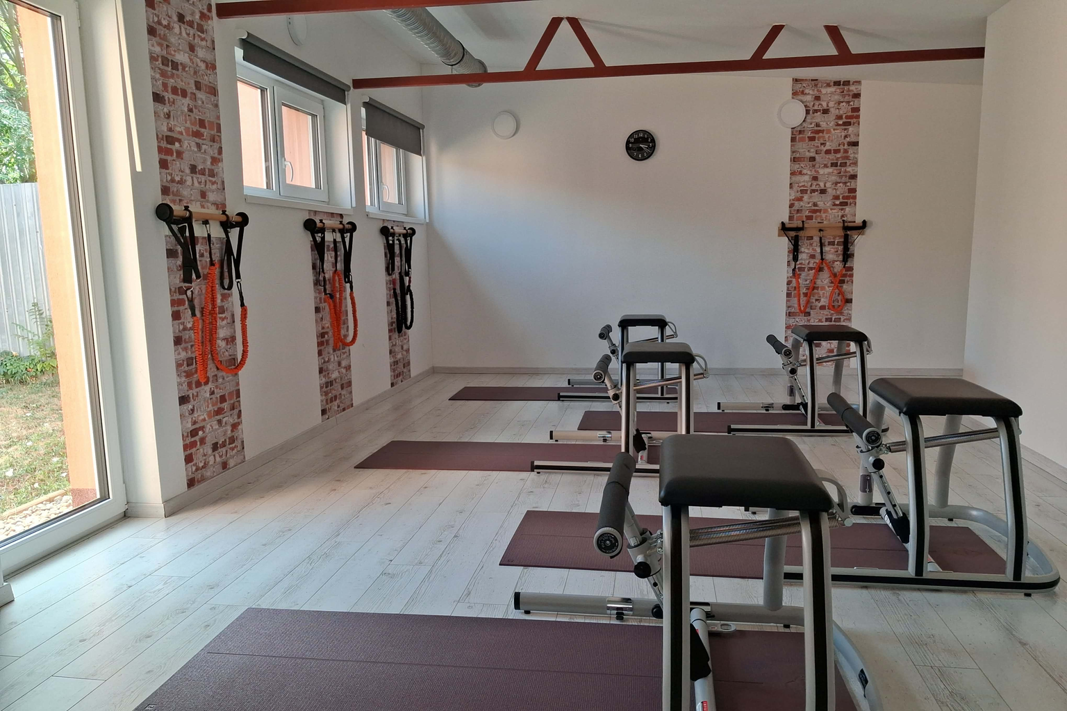 Pilates Reformer, Pilates szék és Pilates Stick a stúdióban
